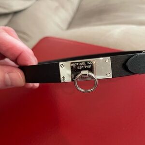Brand New Michael Kors Leather Dog Collar. Black.